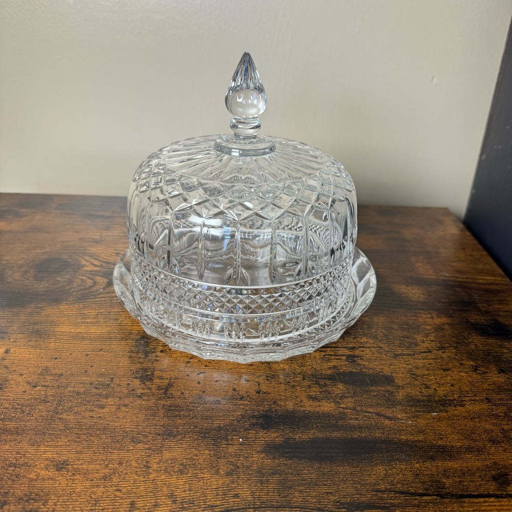 Irish Shannon Crystal ‘Brandon’ Covered Cheese Dome 24% Lead.